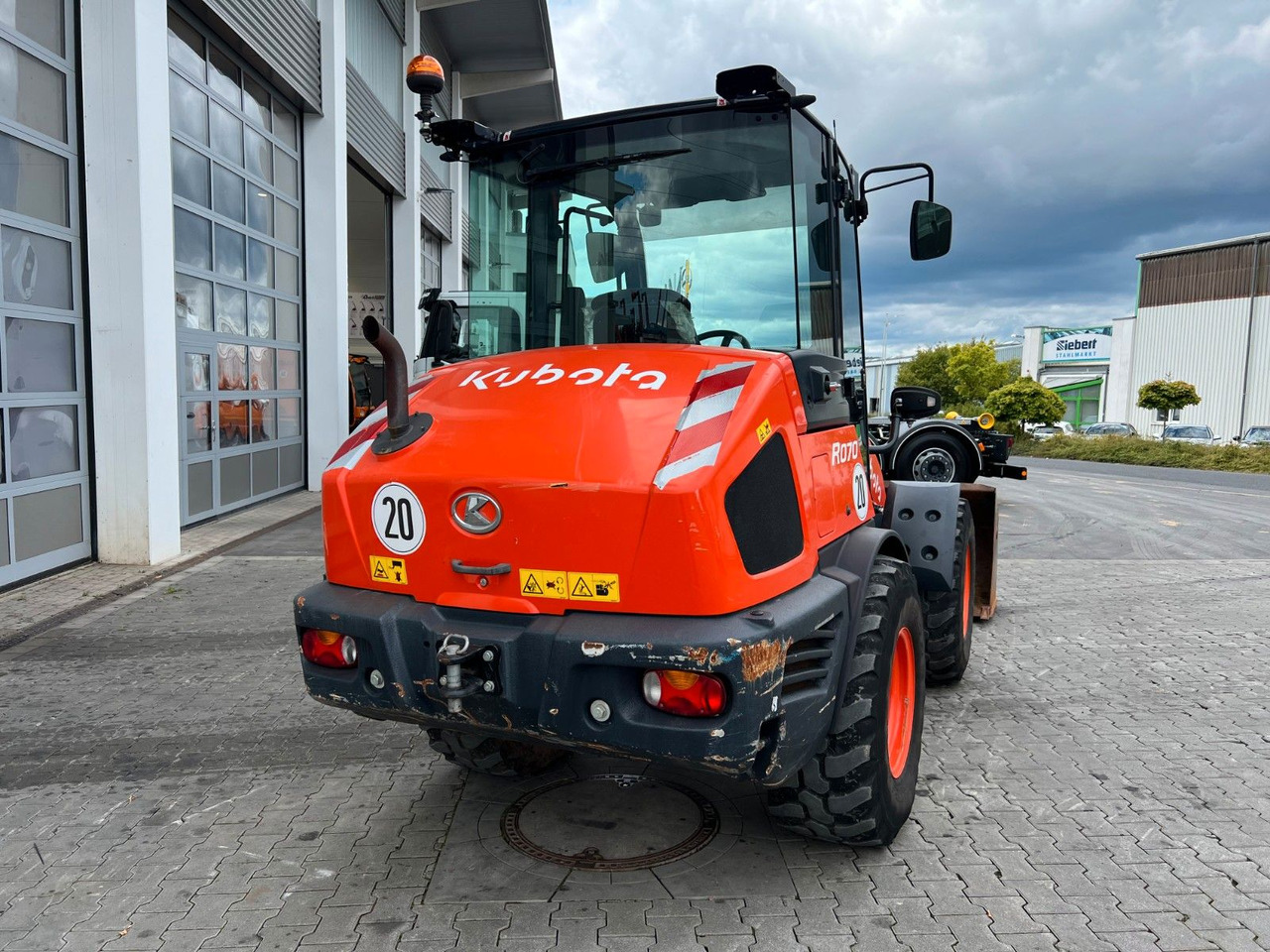 Kubota R070 / Gabel & Schaufel / nur 1.869h! - Wheel loader: picture 4 Kubota R070 / Gabel & Schaufel / nur 1.869h! - Wheel loader: picture 4