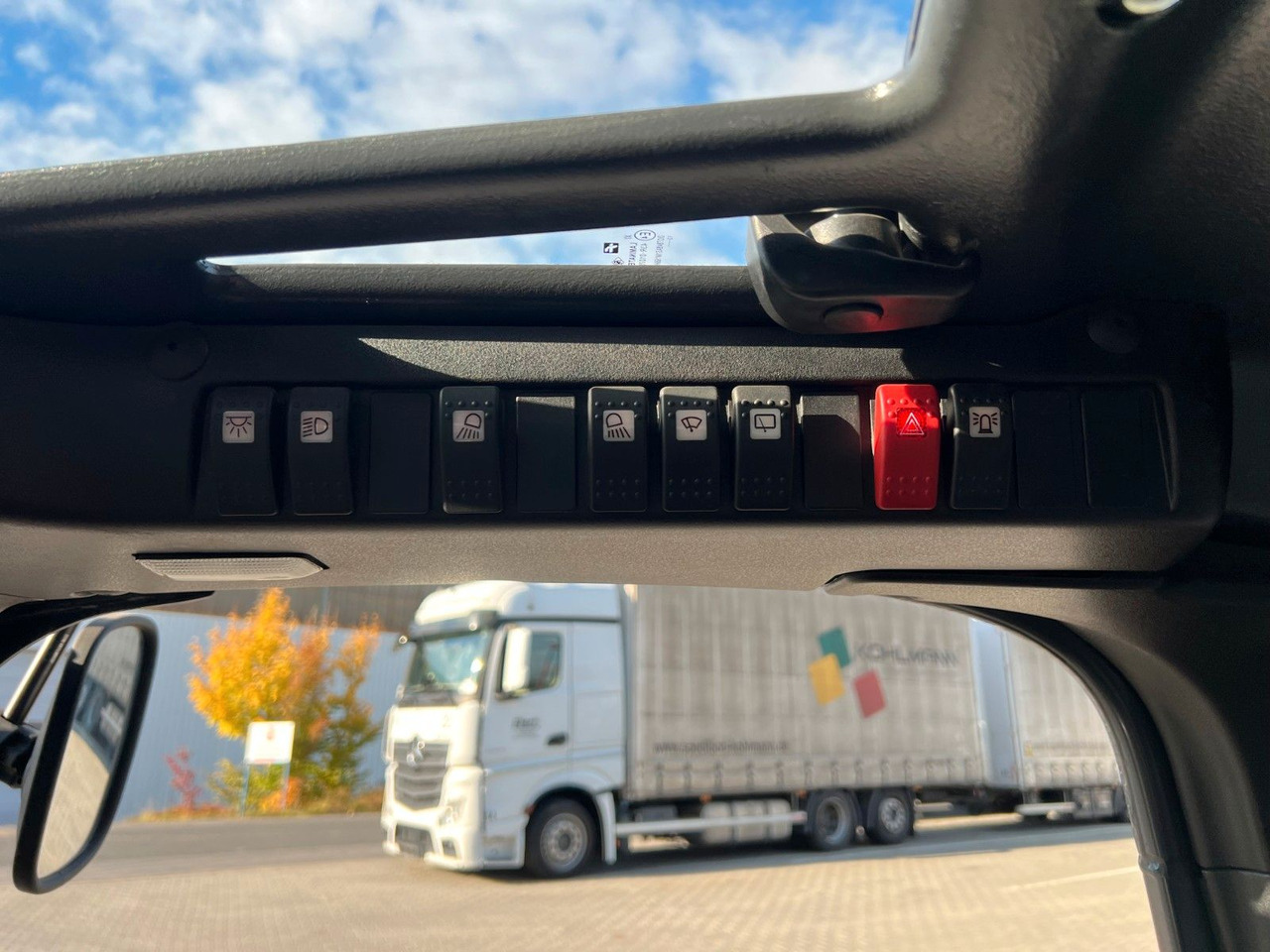 Linde E14 - 01 / Triplex: 4.10m! / SS / nur 986h! leasing Linde E14 - 01 / Triplex: 4.10m! / SS / nur 986h!: picture 14 Linde E14 - 01 / Triplex: 4.10m! / SS / nur 986h! leasing Linde E14 - 01 / Triplex: 4.10m! / SS / nur 986h!: picture 14