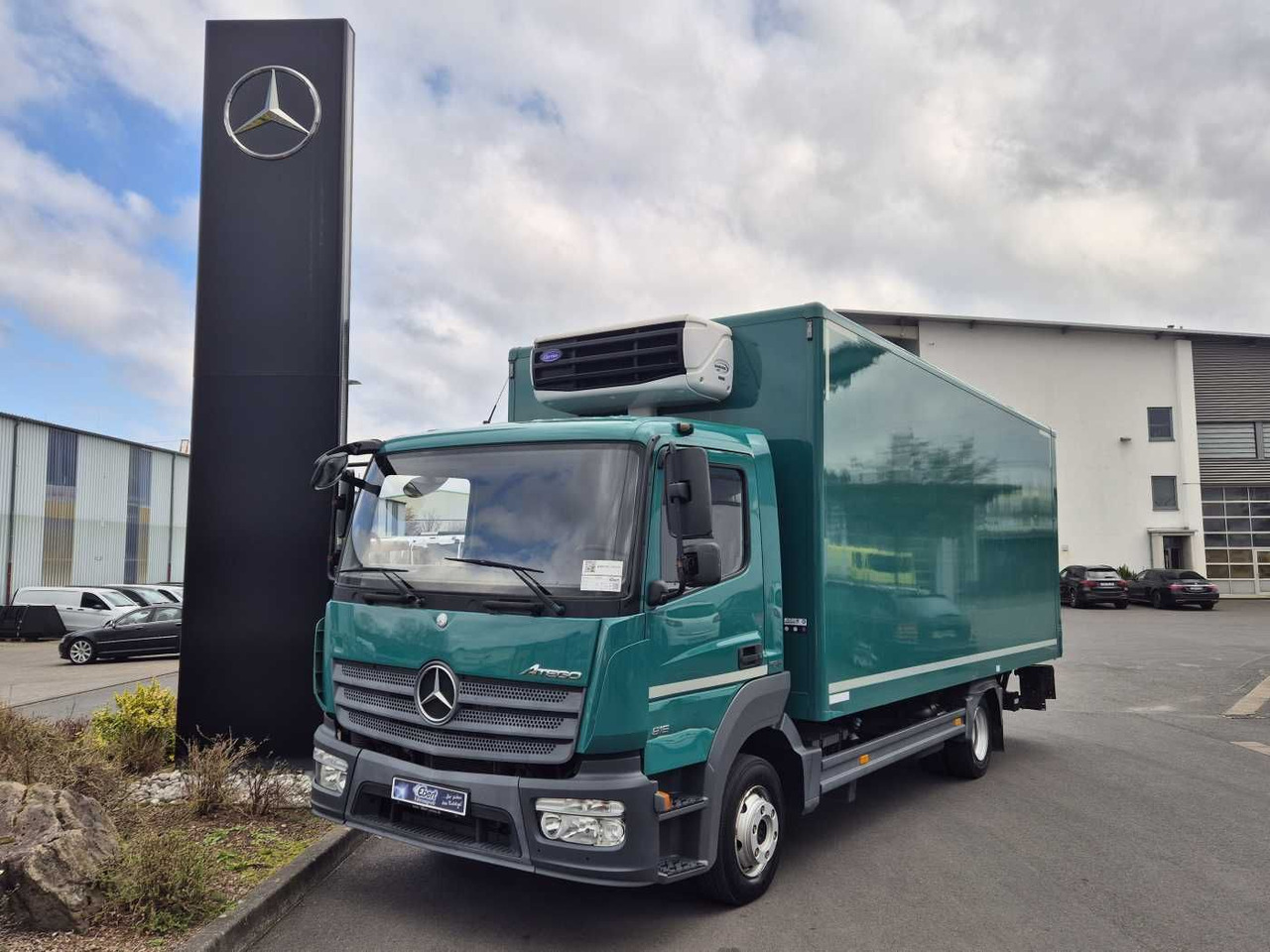 Mercedes-Benz Atego 816 L Carrier Xarios 500 Ladebordwand Tür - Refrigerated van: picture 1 Mercedes-Benz Atego 816 L Carrier Xarios 500 Ladebordwand Tür - Refrigerated van: picture 1