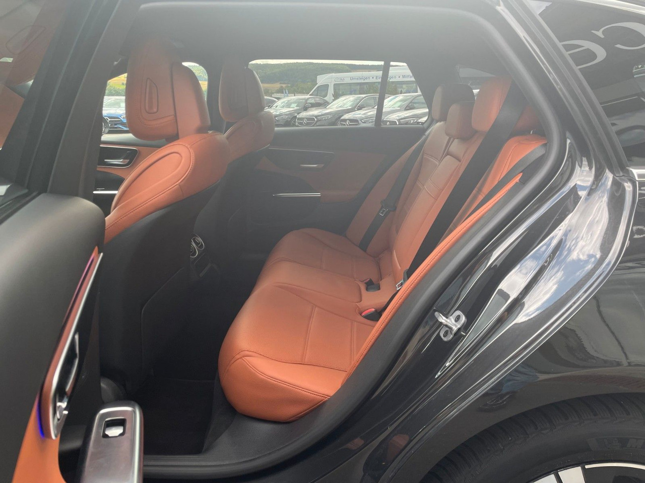 Mercedes-Benz C 300 e T AVANTGARDE R-Kamera+TOTW+Carplay - Station wagon: picture 2 Mercedes-Benz C 300 e T AVANTGARDE R-Kamera+TOTW+Carplay - Station wagon: picture 2