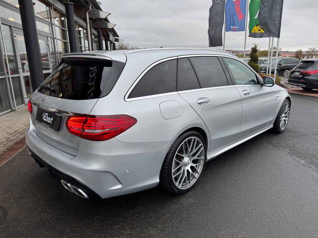 Mercedes-Benz C 63 AMG T Pano+Burmester+Distr+Memory+RFK - Station wagon: picture 5 Mercedes-Benz C 63 AMG T Pano+Burmester+Distr+Memory+RFK - Station wagon: picture 5