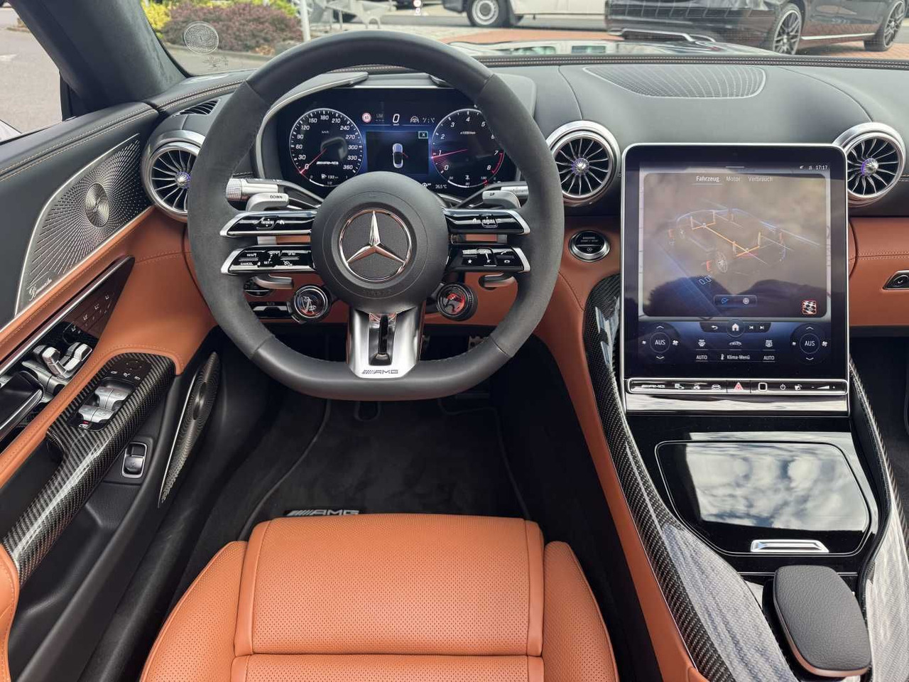 Mercedes-Benz SL 63 AMG 4M Digital+Massage+Distr+360+HUD+ - Car: picture 5 Mercedes-Benz SL 63 AMG 4M Digital+Massage+Distr+360+HUD+ - Car: picture 5