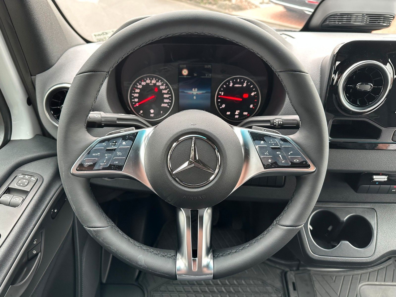 Mercedes-Benz Sprinter 317 CDI 3665 9G DoKa AHK Klima leasing Mercedes-Benz Sprinter 317 CDI 3665 9G DoKa AHK Klima: picture 13