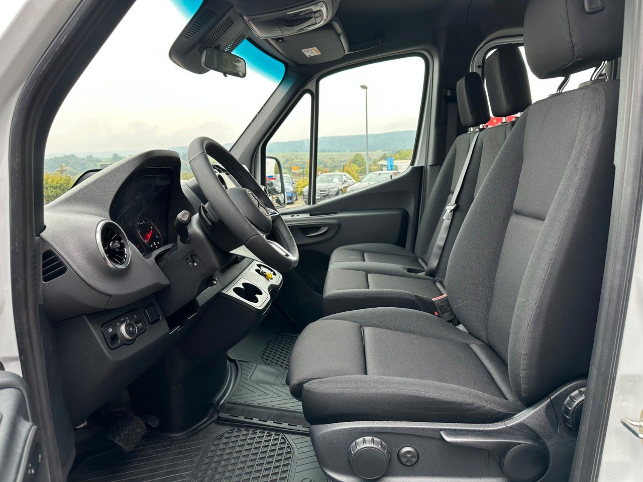 Mercedes-Benz Sprinter 317 CDI 3665 9G DoKa AHK Klima leasing Mercedes-Benz Sprinter 317 CDI 3665 9G DoKa AHK Klima: picture 12