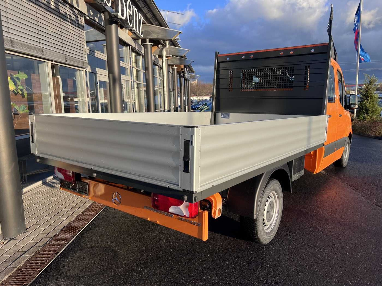 Mercedes-Benz Sprinter 317 CDI DoKa 4325 Klima MBUX Stdheiz - Flatbed van, Combi van: picture 4 Mercedes-Benz Sprinter 317 CDI DoKa 4325 Klima MBUX Stdheiz - Flatbed van, Combi van: picture 4