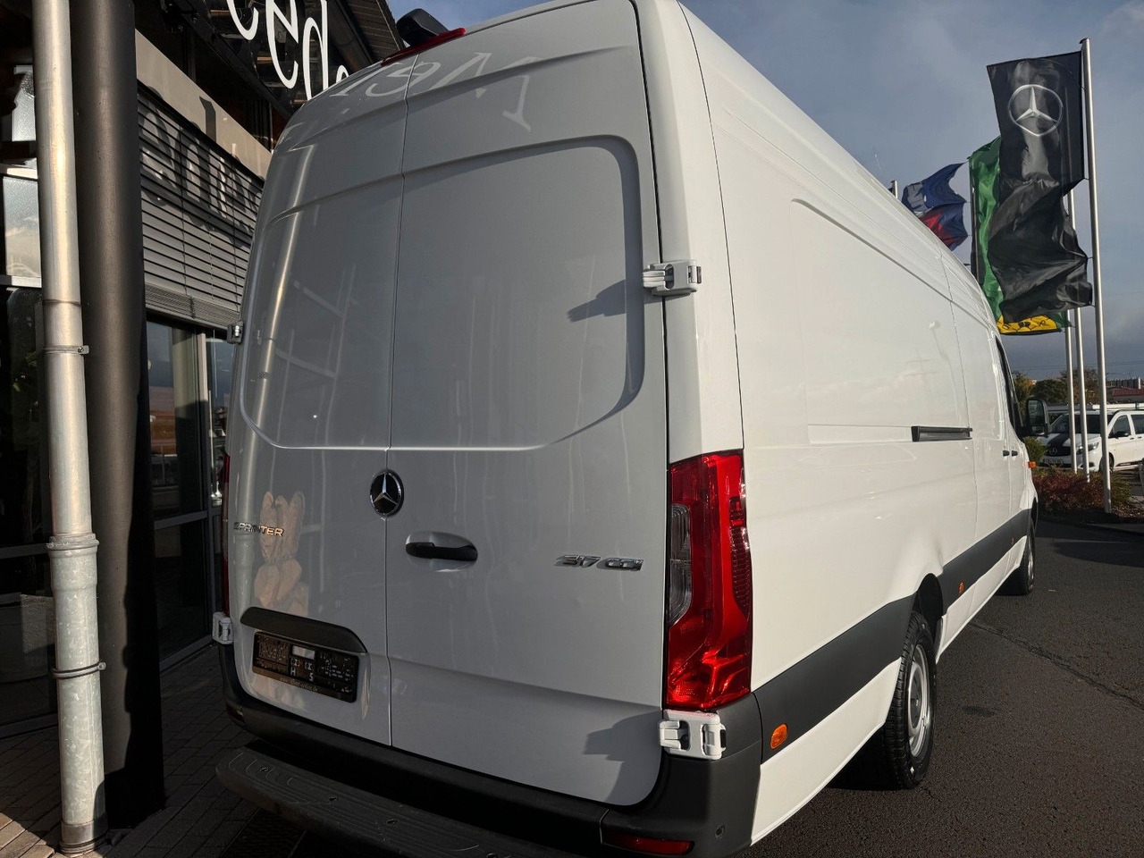 Mercedes-Benz Sprinter 317 CDI Extralang Klima 360 - Panel van: picture 4 Mercedes-Benz Sprinter 317 CDI Extralang Klima 360 - Panel van: picture 4
