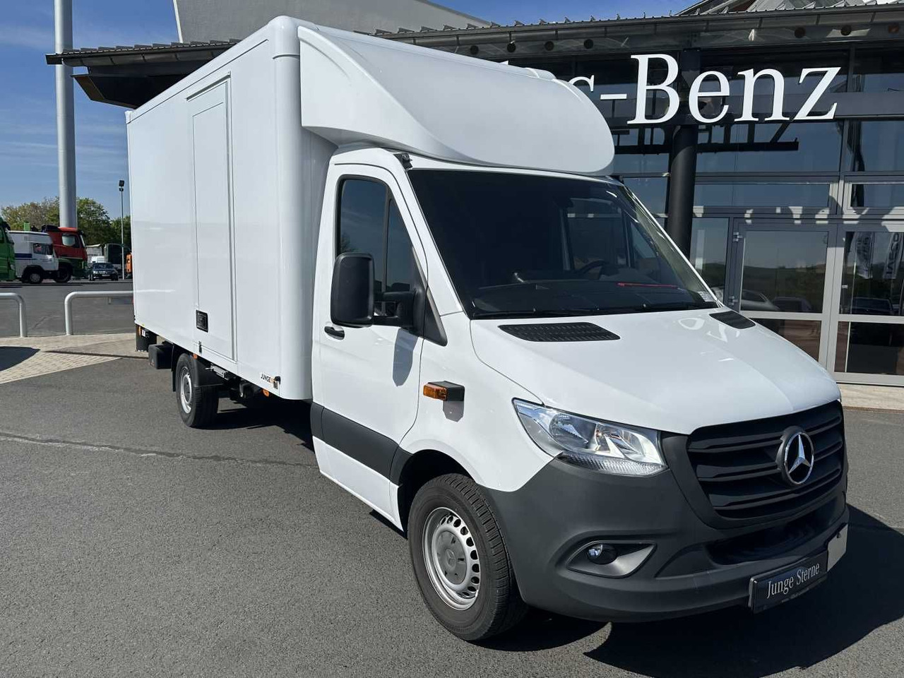 Mercedes-Benz Sprinter 317 CDI Koffer LBW Schwing Klima Kamera - Box van: picture 1 Mercedes-Benz Sprinter 317 CDI Koffer LBW Schwing Klima Kamera - Box van: picture 1