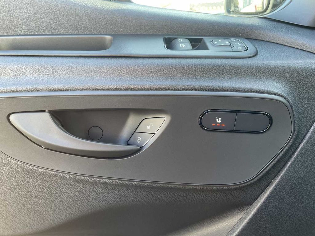 Panel van Mercedes-Benz Sprinter 319 CDI 4x4 Extralang Klima 360 Kamera: picture 8