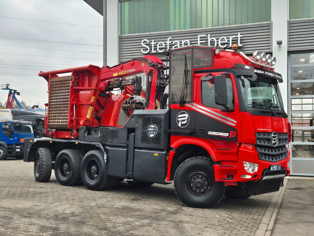 Mercedes-Benz TUROX 8x8 Eschlböck Biber 92 Holzhacker / 1.512h - Log truck, Crane truck: picture 2 Mercedes-Benz TUROX 8x8 Eschlböck Biber 92 Holzhacker / 1.512h - Log truck, Crane truck: picture 2