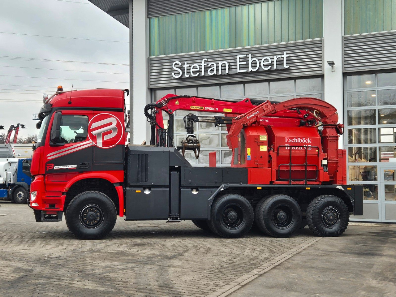 Mercedes-Benz TUROX 8x8 Eschlböck Biber 92 Holzhacker / 1.512h - Log truck, Crane truck: picture 5 Mercedes-Benz TUROX 8x8 Eschlböck Biber 92 Holzhacker / 1.512h - Log truck, Crane truck: picture 5