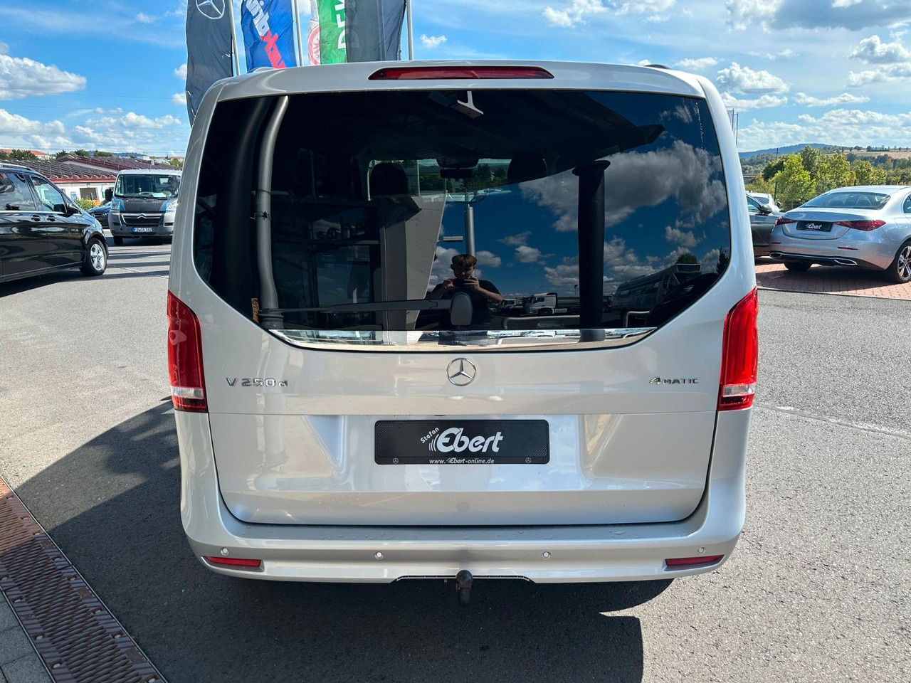 Mercedes-Benz V 250 EDITION 4MATIC Kompakt Liege-Paket AHK2,5t - Station wagon: picture 5 Mercedes-Benz V 250 EDITION 4MATIC Kompakt Liege-Paket AHK2,5t - Station wagon: picture 5