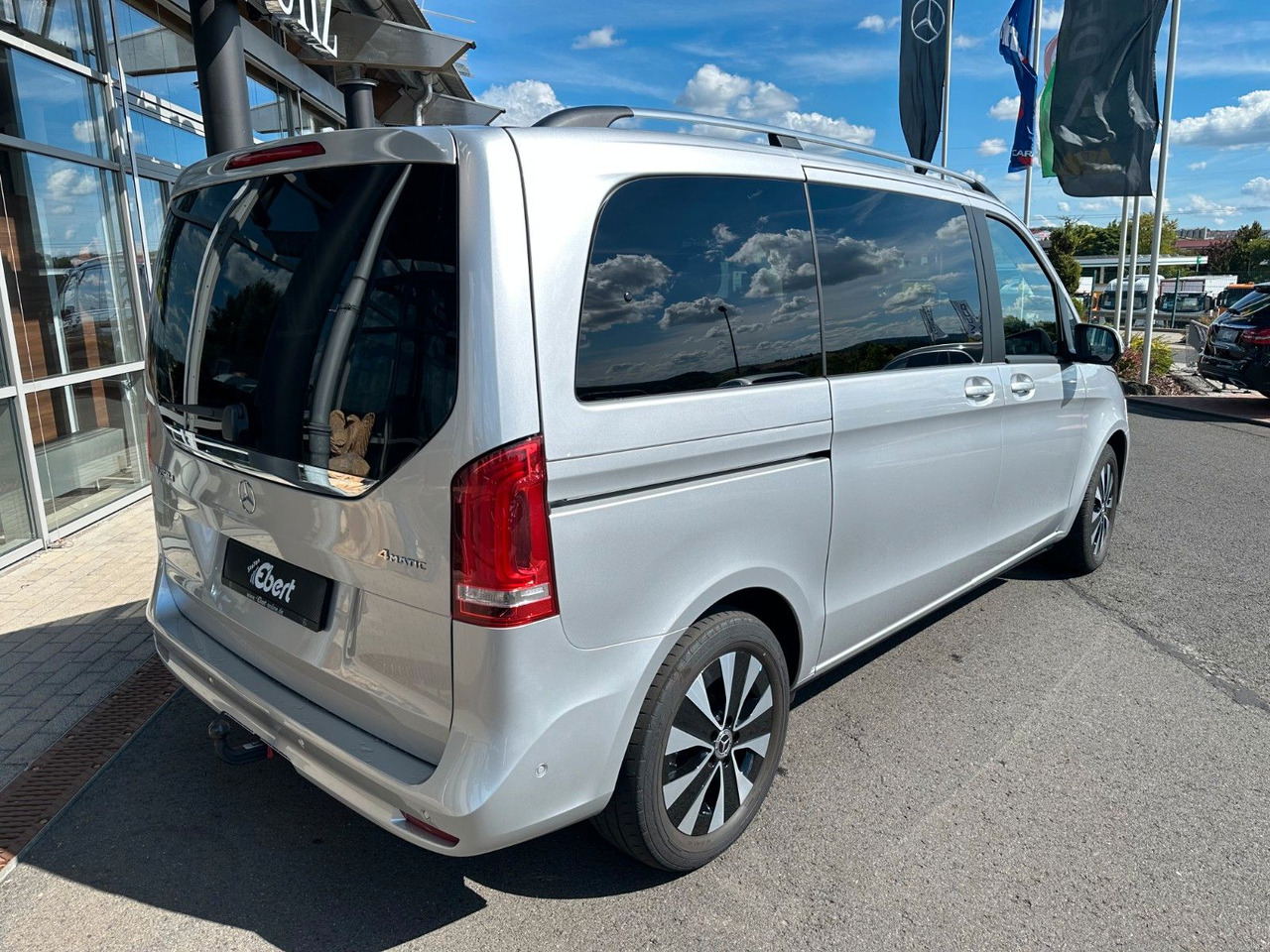 Mercedes-Benz V 250 EDITION 4MATIC Kompakt Liege-Paket AHK2,5t - Station wagon: picture 4 Mercedes-Benz V 250 EDITION 4MATIC Kompakt Liege-Paket AHK2,5t - Station wagon: picture 4
