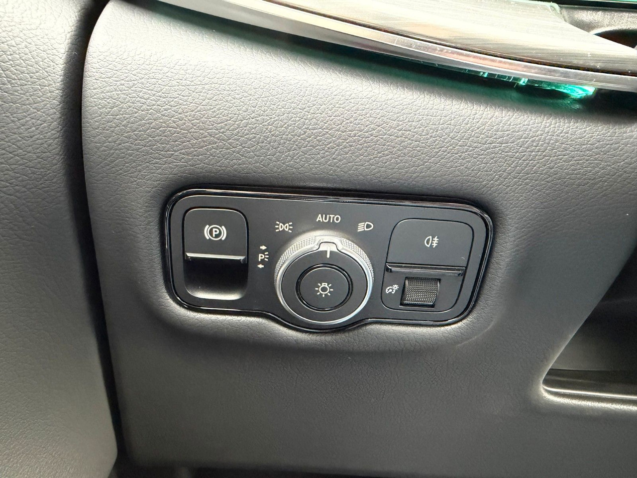 Mercedes-Benz V 300 d 4MATIC EXCLUSIVE Luxus-Sitze AHK2,5to leasing Mercedes-Benz V 300 d 4MATIC EXCLUSIVE Luxus-Sitze AHK2,5to: picture 25