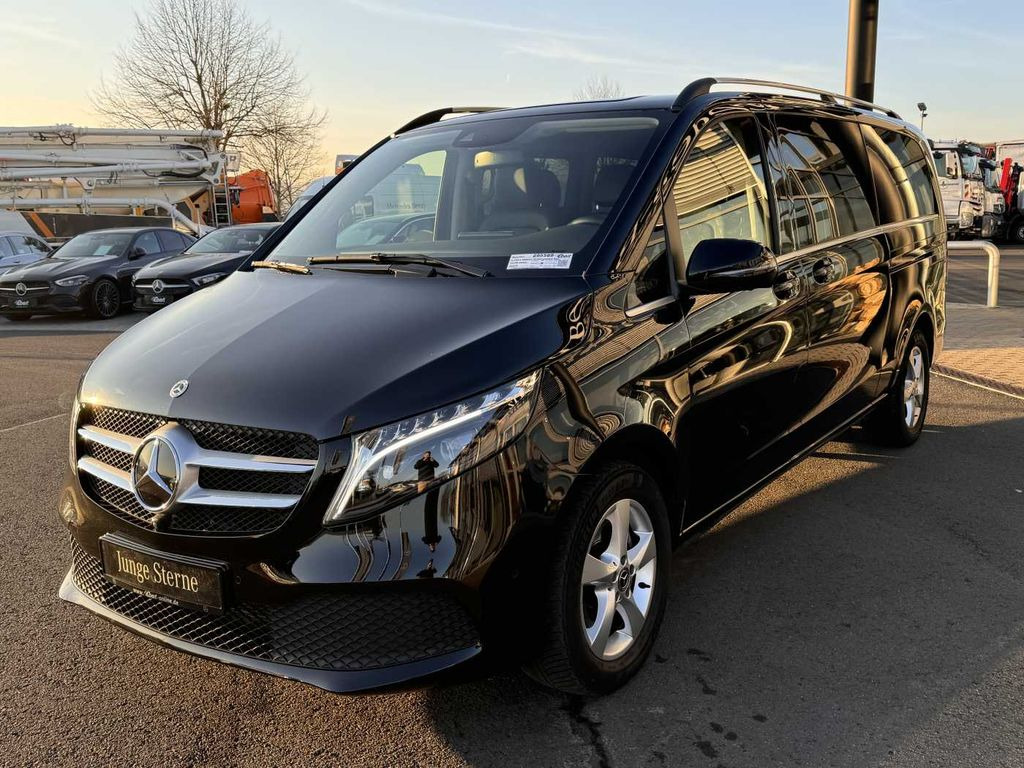 Mercedes-Benz V 300 d AVA 4MATIC 3430 DISTRONIC AHK2,5 360 - Minibus, Passenger van: picture 3 Mercedes-Benz V 300 d AVA 4MATIC 3430 DISTRONIC AHK2,5 360 - Minibus, Passenger van: picture 3