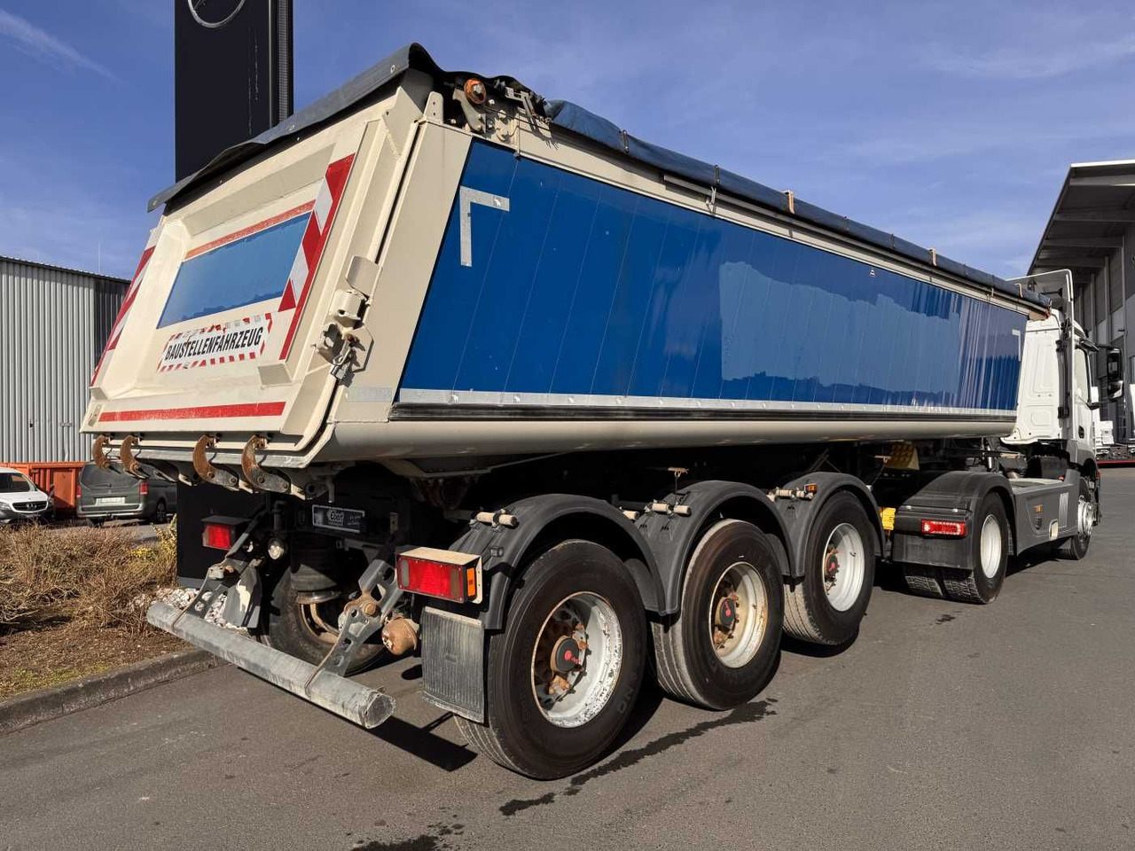 Schmitz Cargobull SGF*S3 SKI 24 SL 7.2 Mulde 23m³ Liftachse 5x Schmitz Cargobull SGF*S3 SKI 24 SL 7.2 Alu-Mulde 23m³ Liftachse - Tipper semi-trailer: picture 1 Schmitz Cargobull SGF*S3 SKI 24 SL 7.2 Mulde 23m³ Liftachse 5x Schmitz Cargobull SGF*S3 SKI 24 SL 7.2 Alu-Mulde 23m³ Liftachse - Tipper semi-trailer: picture 1