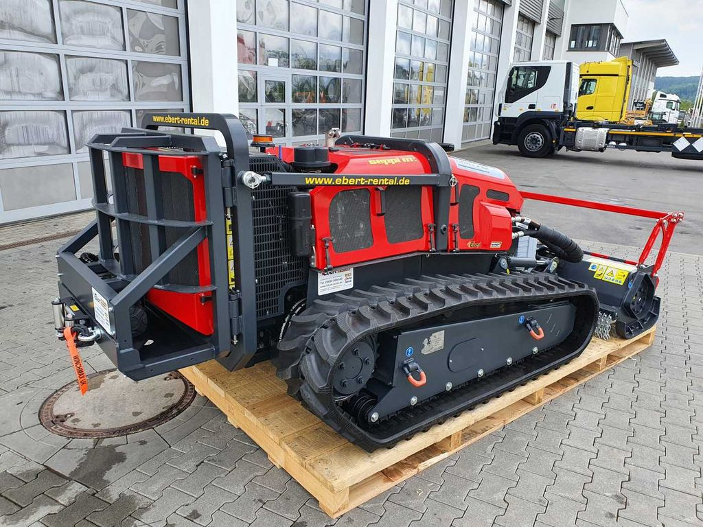 Seppi M. MAX 75 LE 75 PS Raupe / Mulcher / Funk Seppi M. MAX 75 LE 75 PS Raupe / Mulcher / Funk - Forestry mulcher: picture 3 Seppi M. MAX 75 LE 75 PS Raupe / Mulcher / Funk Seppi M. MAX 75 LE 75 PS Raupe / Mulcher / Funk - Forestry mulcher: picture 3