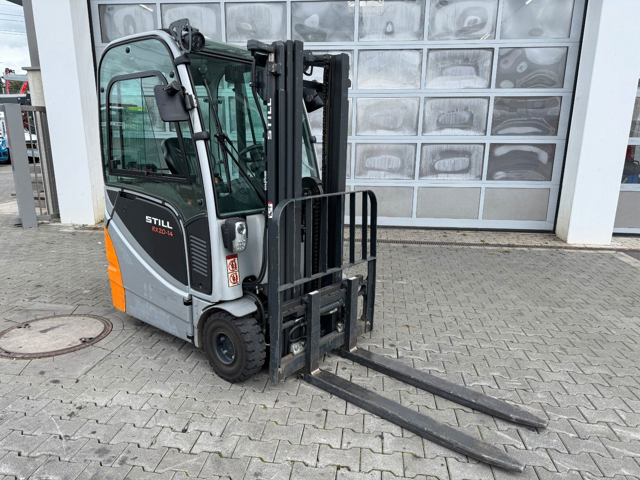 Still RX20-14 / Triplex: 4.30m! / nur 536h! / SS - Electric forklift: picture 3 Still RX20-14 / Triplex: 4.30m! / nur 536h! / SS - Electric forklift: picture 3