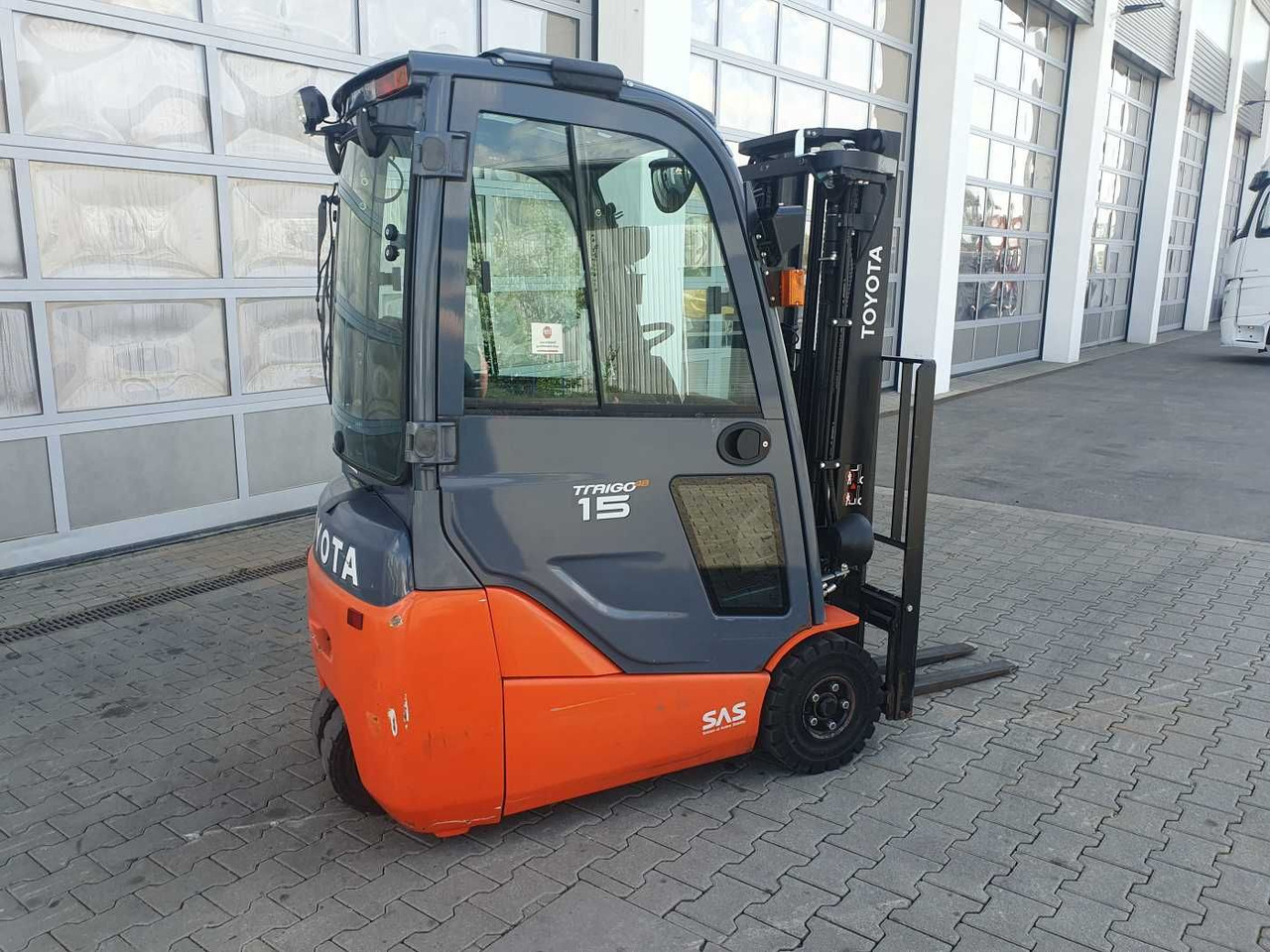 Toyota 8FBET15 / Triplex: 4.30m / nur 3.412h! / 2022 - Electric forklift: picture 3 Toyota 8FBET15 / Triplex: 4.30m / nur 3.412h! / 2022 - Electric forklift: picture 3