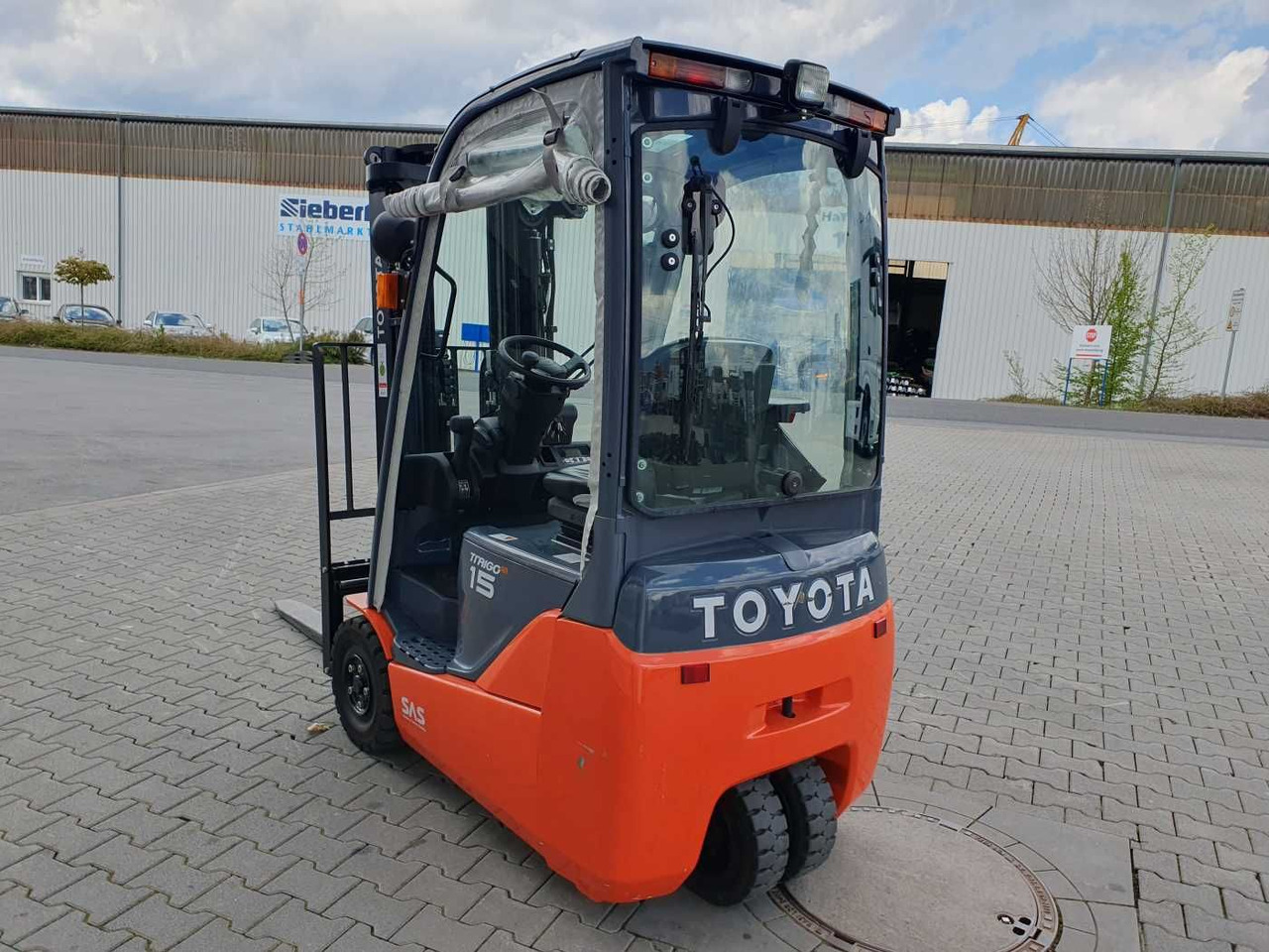 Electric forklift Toyota 8FBET15 / Triplex: 4.30m / nur 393h! / SS: picture 6