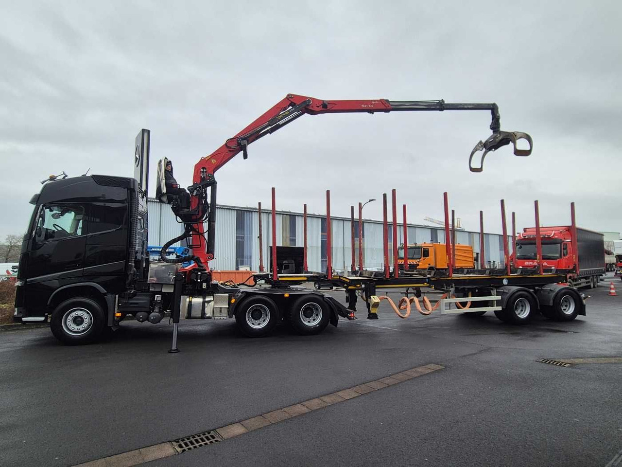 Volvo FH 540 6x4 Palfinger S260Z96 Doll Teleskop-Langh - Log truck: picture 4 Volvo FH 540 6x4 Palfinger S260Z96 Doll Teleskop-Langh - Log truck: picture 4
