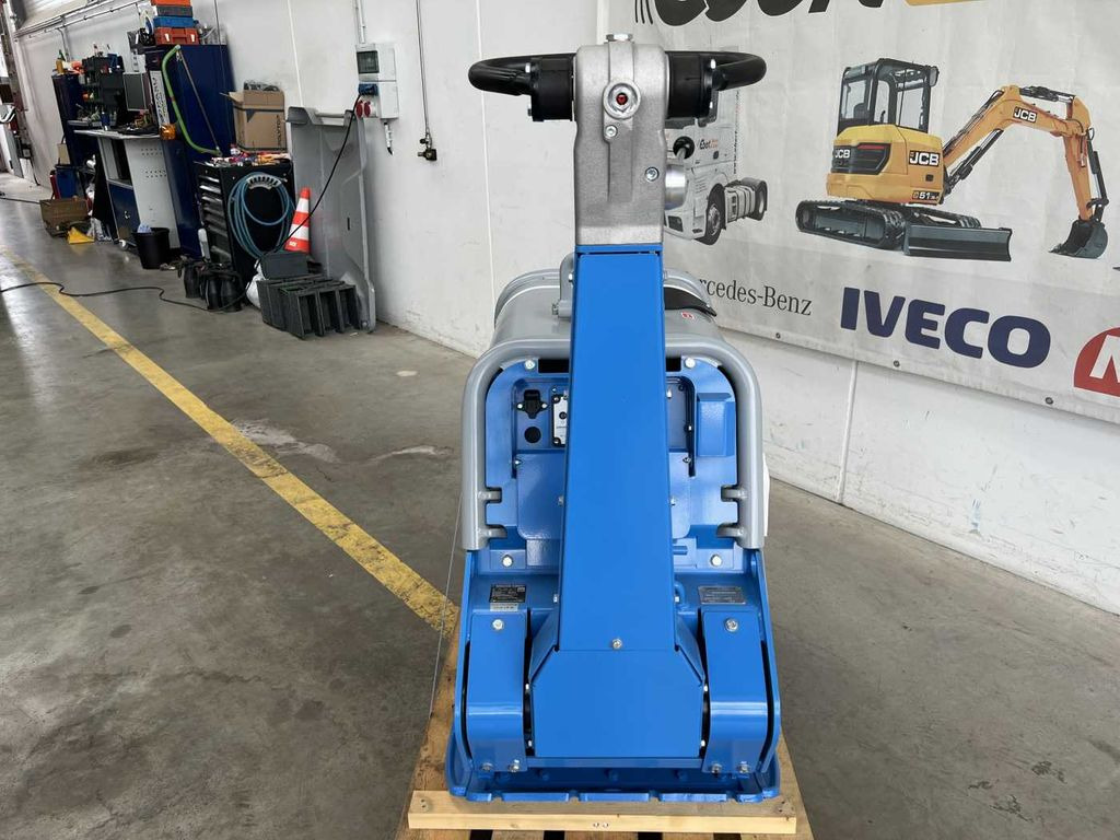 Weber Weber CR 8 Hatz-Diesel / 601kg / E-Start / DEMO - Vibratory plate: picture 5 Weber Weber CR 8 Hatz-Diesel / 601kg / E-Start / DEMO - Vibratory plate: picture 5