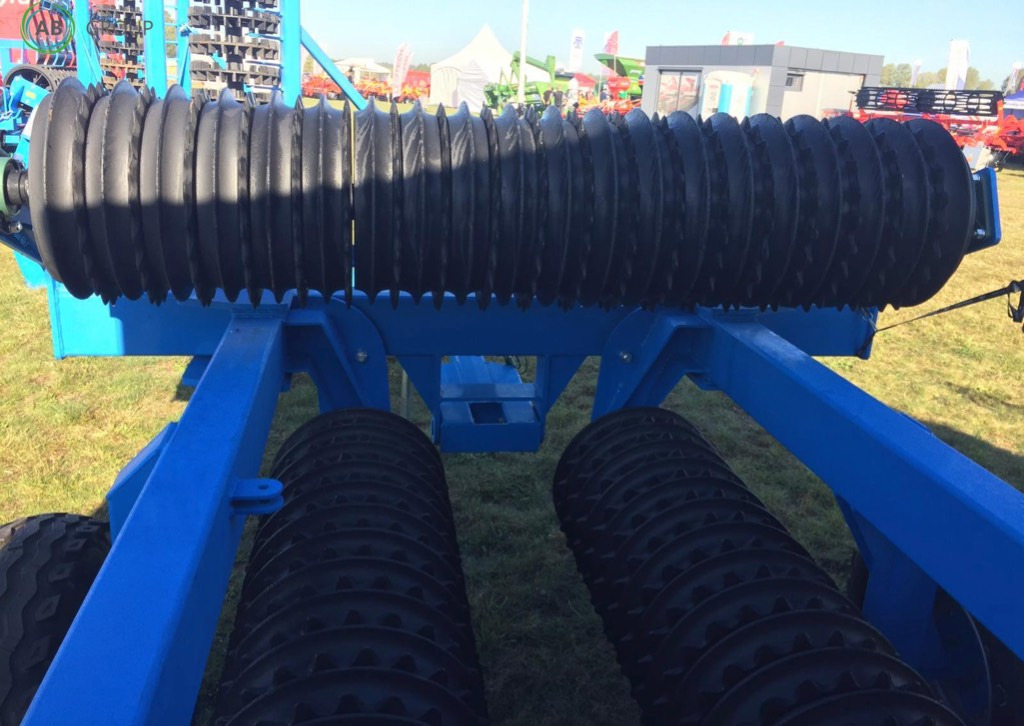 Cambridge hydraulically foldable roller 6.2 m 530 mm Agristal WUC - Farm roller: picture 3 Cambridge hydraulically foldable roller 6.2 m 530 mm Agristal WUC - Farm roller: picture 3