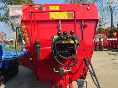 Fimaks Futtermischer FMHII 8m3/Mixer feeder/Carro mezclad - Forage mixer wagon: picture 2 Fimaks Futtermischer FMHII 8m3/Mixer feeder/Carro mezclad - Forage mixer wagon: picture 2