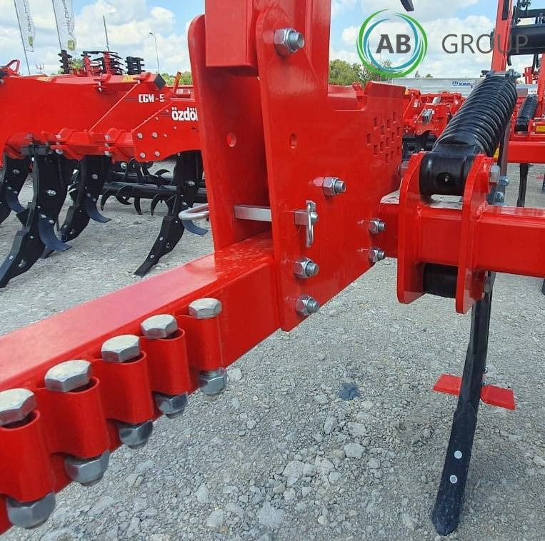 Kultywator bezorkowy Ozdoken Epsom SR207 - 7 łap - Cultivator: picture 3 Kultywator bezorkowy Ozdoken Epsom SR207 - 7 łap - Cultivator: picture 3