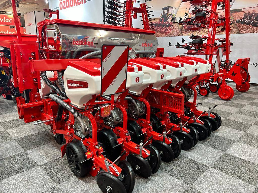 Six-row pneumatic precision seeder with depth fertilization Ozdoken VPKT-DG6 - Precision sowing machine: picture 2 Six-row pneumatic precision seeder with depth fertilization Ozdoken VPKT-DG6 - Precision sowing machine: picture 2