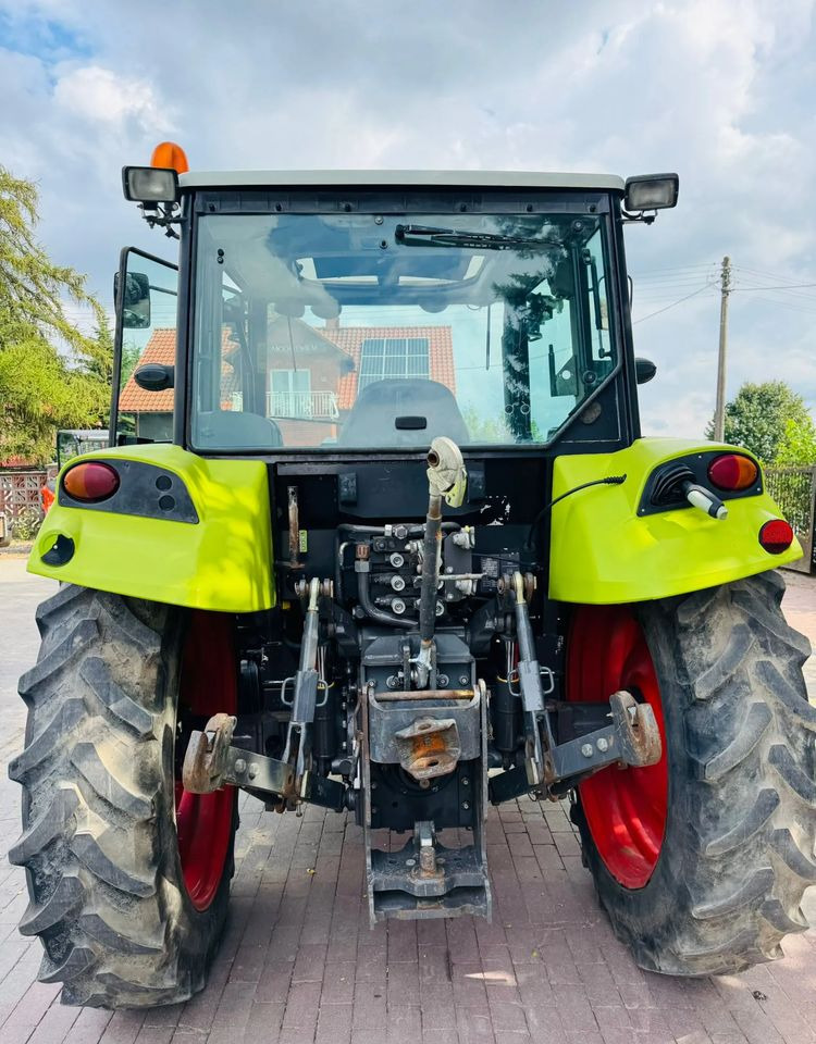 Claas Axos 330 - Farm tractor: picture 4 Claas Axos 330 - Farm tractor: picture 4
