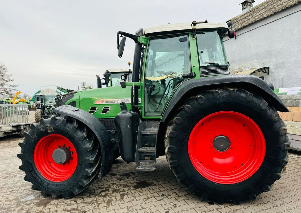 Fendt 718 Vario TMS - Farm tractor: picture 3 Fendt 718 Vario TMS - Farm tractor: picture 3