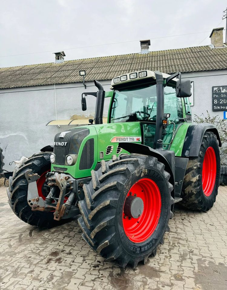 Fendt 718 Vario TMS - Farm tractor: picture 1 Fendt 718 Vario TMS - Farm tractor: picture 1