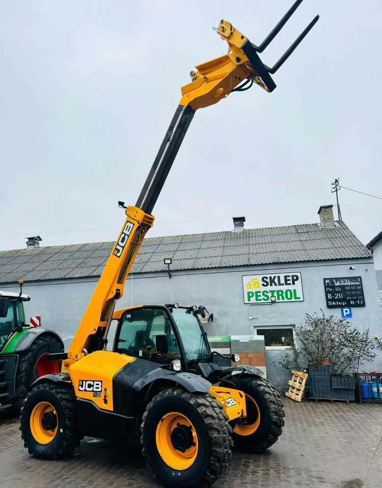 Telescopic handler JCB 536-60 Agri Plus: picture 8