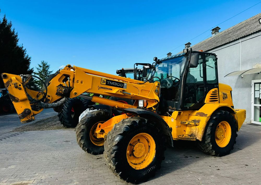 Telescopic wheel loader JCB TM300: picture 18 Telescopic wheel loader JCB TM300: picture 18