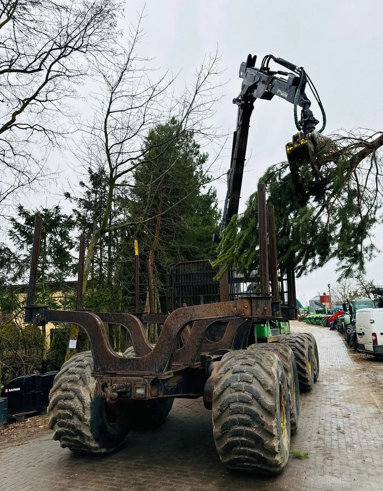 John Deere 1910E - Forwarder: picture 5 John Deere 1910E - Forwarder: picture 5