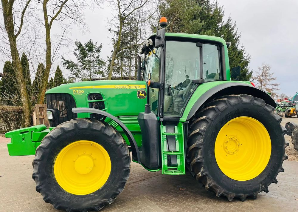 John Deere 7430 leasing John Deere 7430: picture 7