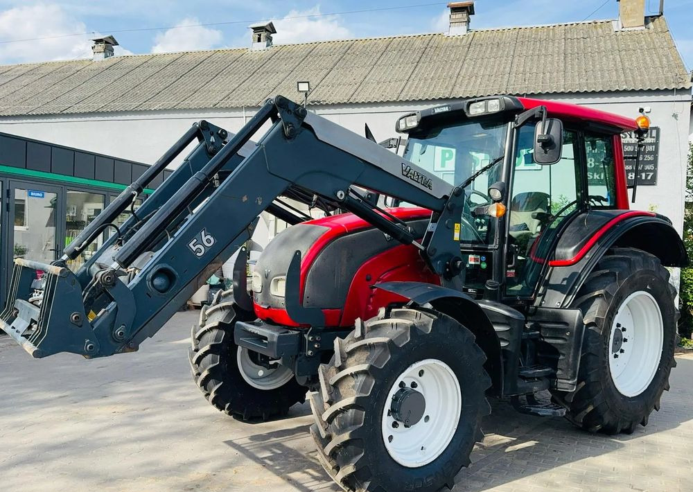 Valtra N101 - Farm tractor: picture 2 Valtra N101 - Farm tractor: picture 2