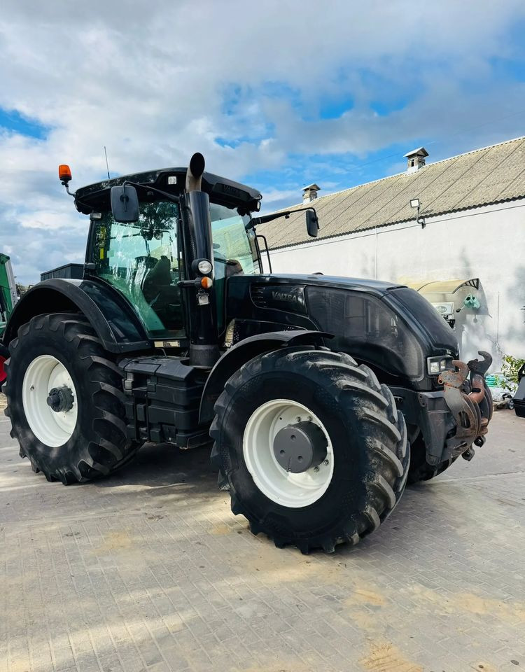 Valtra S233 - Farm tractor: picture 4 Valtra S233 - Farm tractor: picture 4