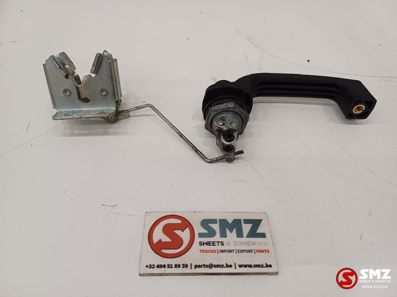 Caterpillar Handle + lock Caterpillar - Cab and interior for Material handling equipment: picture 2 Caterpillar Handle + lock Caterpillar - Cab and interior for Material handling equipment: picture 2