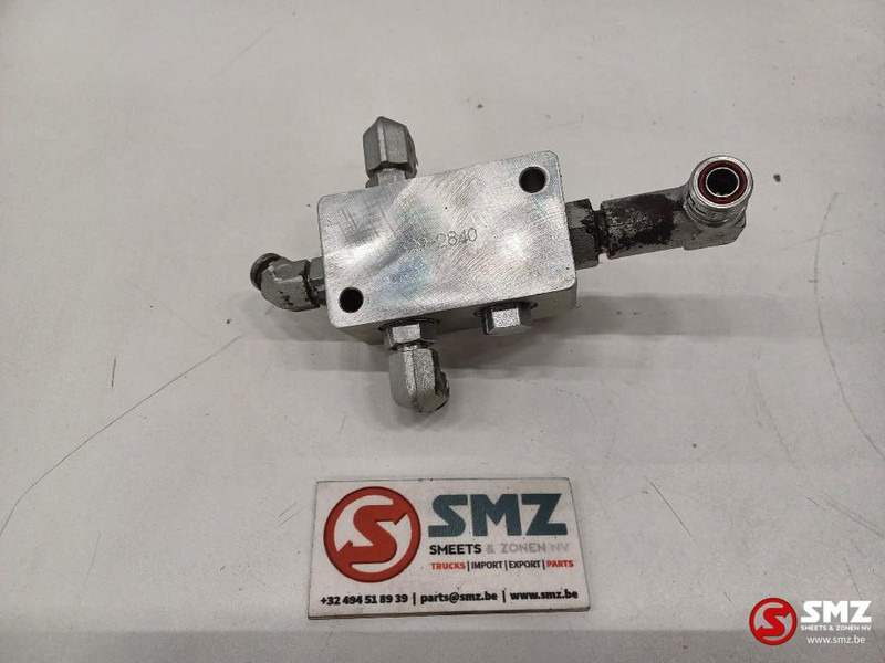 Caterpillar Hydraulic block Caterpillar - Hydraulics for Truck: picture 5 Caterpillar Hydraulic block Caterpillar - Hydraulics for Truck: picture 5