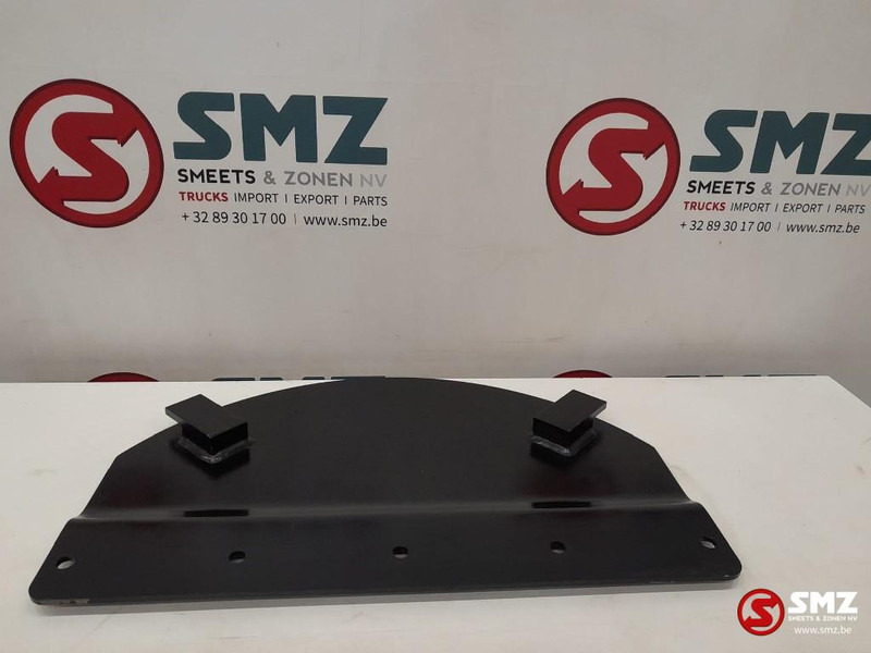 Caterpillar Swivel guard steel plate Caterpillar - Frame/ Chassis for Material handling equipment: picture 4 Caterpillar Swivel guard steel plate Caterpillar - Frame/ Chassis for Material handling equipment: picture 4