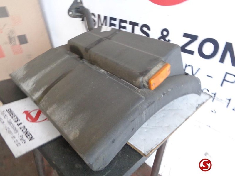 Iveco Occ spatbord achter rechts - Fender for Truck: picture 2 Iveco Occ spatbord achter rechts - Fender for Truck: picture 2