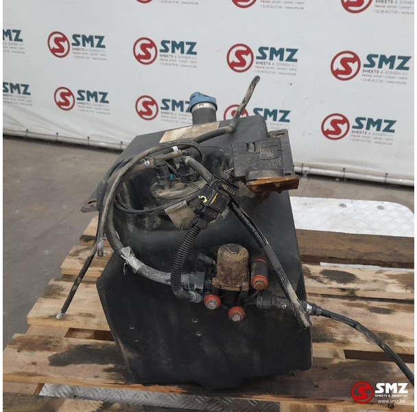 MAN Occ AdBluetank 35L + AdBlueniveausensor MAN - Fuel system for Truck: picture 4 MAN Occ AdBluetank 35L + AdBlueniveausensor MAN - Fuel system for Truck: picture 4