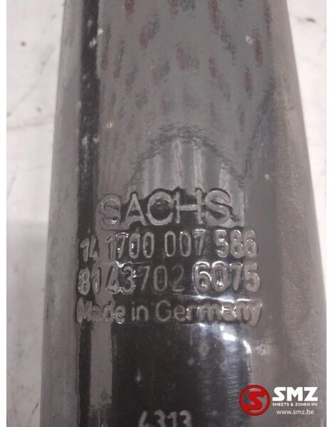 MAN Occ set voorste schokdempers MAN TGX 81437026075 - Frame/ Chassis for Truck: picture 3 MAN Occ set voorste schokdempers MAN TGX 81437026075 - Frame/ Chassis for Truck: picture 3