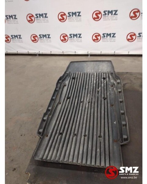 MAN Occ voorste links/rechts spatbord MAN TGX 81612100 - Frame/ Chassis for Truck: picture 2 MAN Occ voorste links/rechts spatbord MAN TGX 81612100 - Frame/ Chassis for Truck: picture 2