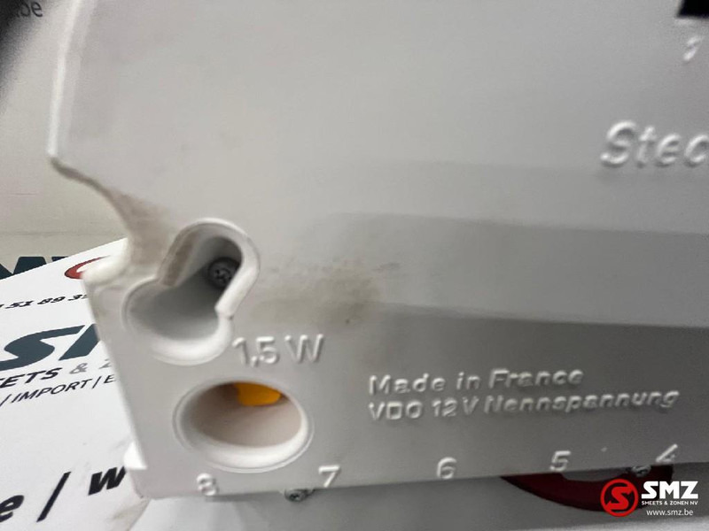 Mercedes-Benz Instrumentenpaneel mercedes vito a0005428401 - Dashboard for Car: picture 4 Mercedes-Benz Instrumentenpaneel mercedes vito a0005428401 - Dashboard for Car: picture 4