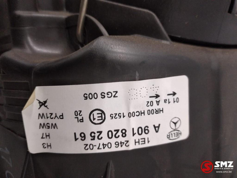 Mercedes-Benz Koplamp rechts mercedes sprinter w901 a9018202561 - Headlight for Truck: picture 3 Mercedes-Benz Koplamp rechts mercedes sprinter w901 a9018202561 - Headlight for Truck: picture 3