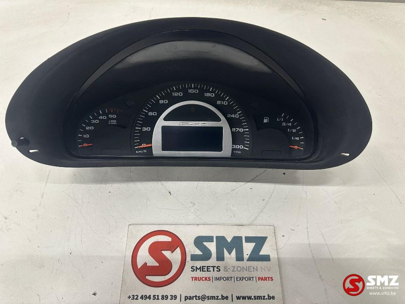 Mercedes-Benz Occ Instrumentenpaneel Mercedes W203 C KLASSE - Dashboard for Car: picture 2 Mercedes-Benz Occ Instrumentenpaneel Mercedes W203 C KLASSE - Dashboard for Car: picture 2