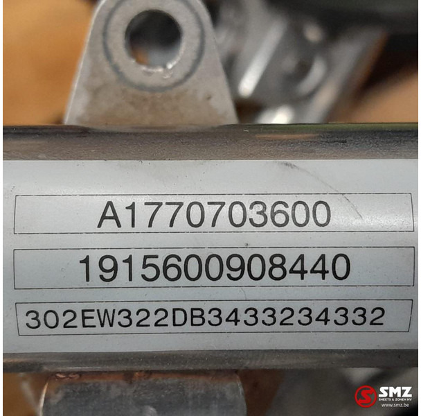 Mercedes-Benz Occ brandstofinjectiespruitsuk + 4 verstuivers AMG - Fuel system for Car: picture 4 Mercedes-Benz Occ brandstofinjectiespruitsuk + 4 verstuivers AMG - Fuel system for Car: picture 4