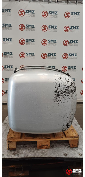 Mercedes-Benz Occ brandstoftank 570L + steunen brandstofniveause - Fuel tank for Truck: picture 3 Mercedes-Benz Occ brandstoftank 570L + steunen brandstofniveause - Fuel tank for Truck: picture 3